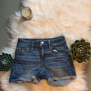 American eagle Hi rise shortie like new.